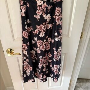 Altar’d State Floral Black and Pink Women's Skirt